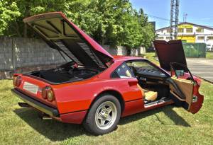 Bild 16/45 von Ferrari 308 GTBi (1981)