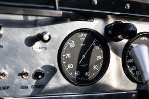 Image 20/34 of Lister Knobbly (2021)