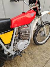 Immagine 5/9 di TGM DUMMY (1975)