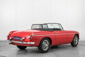 Afbeelding 2/50 van MG MGB (1966)