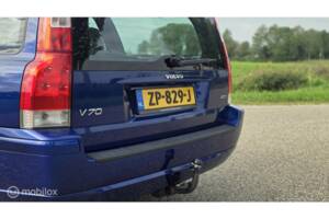 Bild 13/42 von Volvo V 70 2.5T (2005)