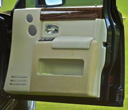 Image 30/50 of Rolls-Royce Phantom VII (2010)