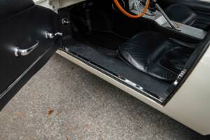 Image 36/50 de Jaguar Type E 3.8 (1963)