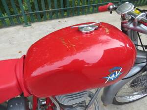 Bild 14/45 von MV Agusta 150 Sport (1953)