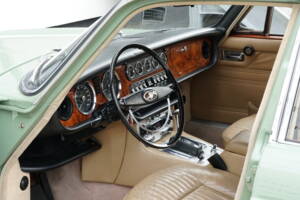Image 21/30 de Jaguar XJ 6 4.2 (1970)
