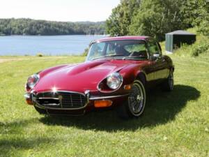 Bild 3/8 von Jaguar Type E V12 (2+2) (1972)