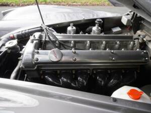 Bild 18/19 von Jaguar XK 140 FHC (1956)