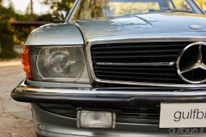 Image 18/48 of Mercedes-Benz 500 SL (1983)