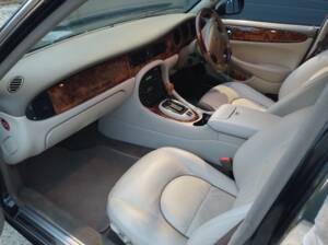 Bild 20/39 von Daimler Super V8 (1998)