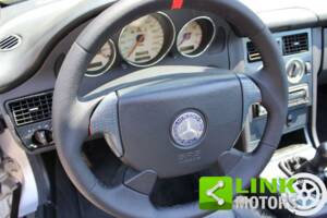 Image 8/10 of Mercedes-Benz SLK 200 Kompressor (1997)