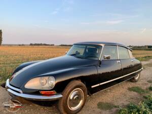 Immagine 1/4 di Citroën DS 23 Pallas IE (1974)