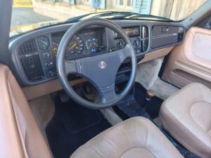 Image 14/24 of Saab 900 2.1 i 16V (1991)