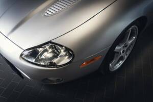 Image 3/15 of Jaguar XKR "Silverstone" (2000)