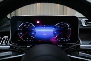 Bild 13/22 von Mercedes-Benz S 500 4MATIC (2021)