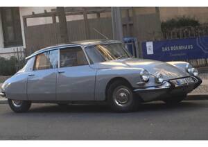 Imagen 1/10 de Citroën DS 21 (1967)
