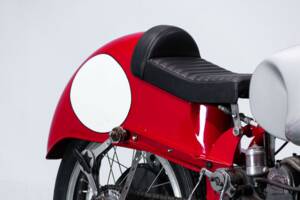 Image 10/50 of Moto Guzzi DUMMY (1948)