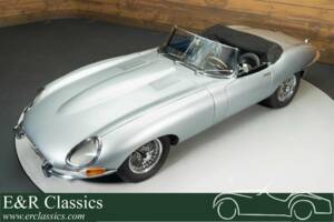 Image 1/19 of Jaguar E-Type 3.8 (1961)