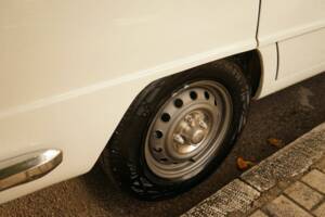 Image 12/100 of Alfa Romeo Giulia Nuova Super 1300 (1977)