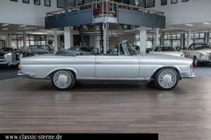 Bild 6/15 von Mercedes-Benz 280 SE 3,5 (1971)