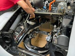 Image 13/54 of Mercedes-Benz 190 SL (1957)
