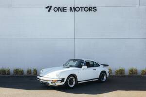 Bild 3/29 von Porsche 911 Carrera 3.2 (1989)