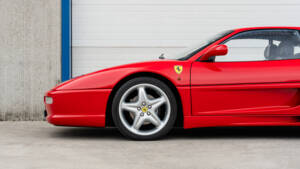Image 13/83 of Ferrari F 355 Berlinetta (1996)