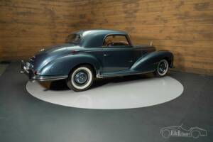 Image 28/31 of Mercedes-Benz 300 S (1953)