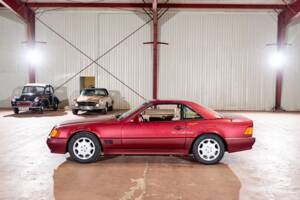 Image 10/43 of Mercedes-Benz 500 SL (1992)