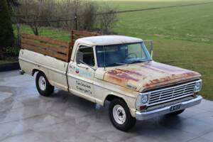 Image 6/52 of Ford F-100 (1967)