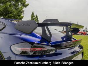 Image 43/50 of Porsche 718 Cayman GT4 RS Weissach (2025)