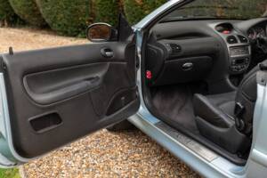 Immagine 18/40 di Peugeot 206 CC 1.6 16V (2003)