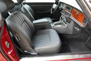 Bild 46/50 von Jaguar XJ 6 C 4.2 (1976)