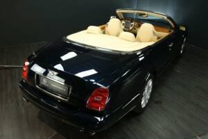 Image 32/49 de Bentley Azure (2006)