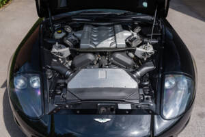 Afbeelding 36/42 van Aston Martin V12 Vanquish S Ultimate Edition (2007)