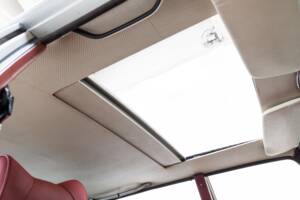 Image 22/27 of Mercedes-Benz 280 SEL 4,5 (1972)