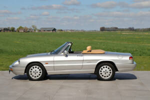 Image 39/50 of Alfa Romeo 2.0 Spider (1992)