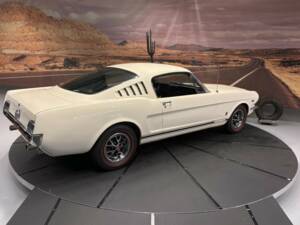 Bild 28/50 von Ford Mustang GT (1966)