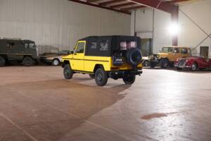 Image 2/43 of Steyr-Puch 230 GE (LWB) (1993)