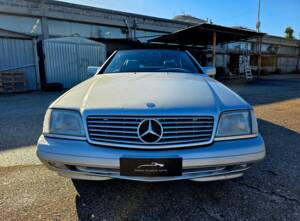 Bild 2/38 von Mercedes-Benz SL 500 (1998)