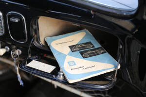 Bild 93/137 von Volkswagen Käfer 1200 Standard &quot;Ovali&quot; (1956)