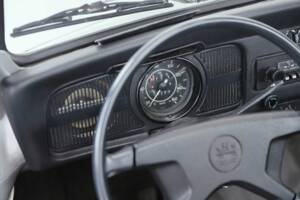 Image 19/37 of Volkswagen Beetle 1302 (1971)