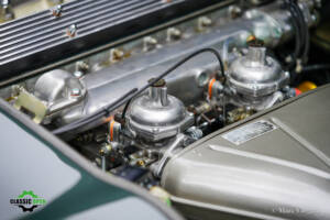 Image 44/61 de Jaguar Type E (2+2) (1969)