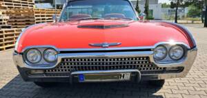 Image 2/7 of Ford Thunderbird (1962)