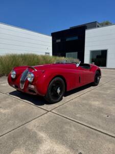 Image 6/34 of Jaguar XK 140 OTS (1955)