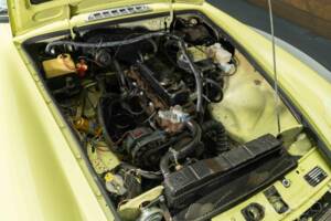 Image 17/19 de MG MGB (1977)