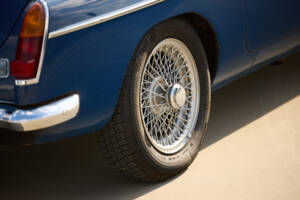 Image 14/100 de MG MGC GT (1970)