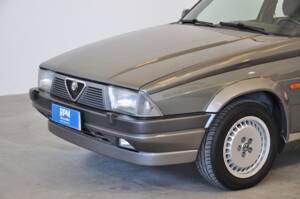 Bild 7/25 von Alfa Romeo 75 2.0 Twin Spark (1987)