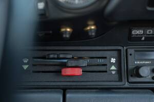 Bild 36/50 von Porsche 911 Carrera 3.2 (1989)