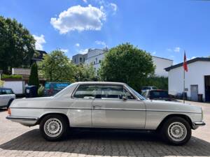 Image 43/61 of Mercedes-Benz 280 CE (1974)