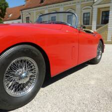 Image 72/174 of Jaguar XK 150 3.4 S OTS (1958)